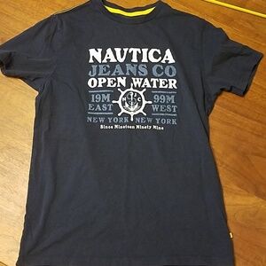 👸👕 Nautica Tshirt